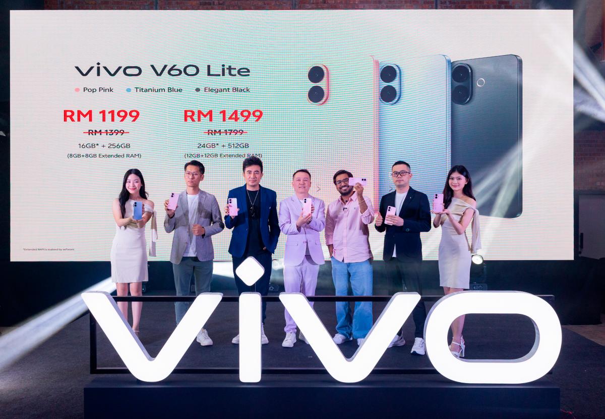 vivo Malaysia CEO Mike Xu (centre) and VIPs launching the V60 Lite 5G. – ALL PR $!vivo Malaysia CEO Mike Xu (centre) and VIPs launching the V60 Lite 5G. – ALL PR