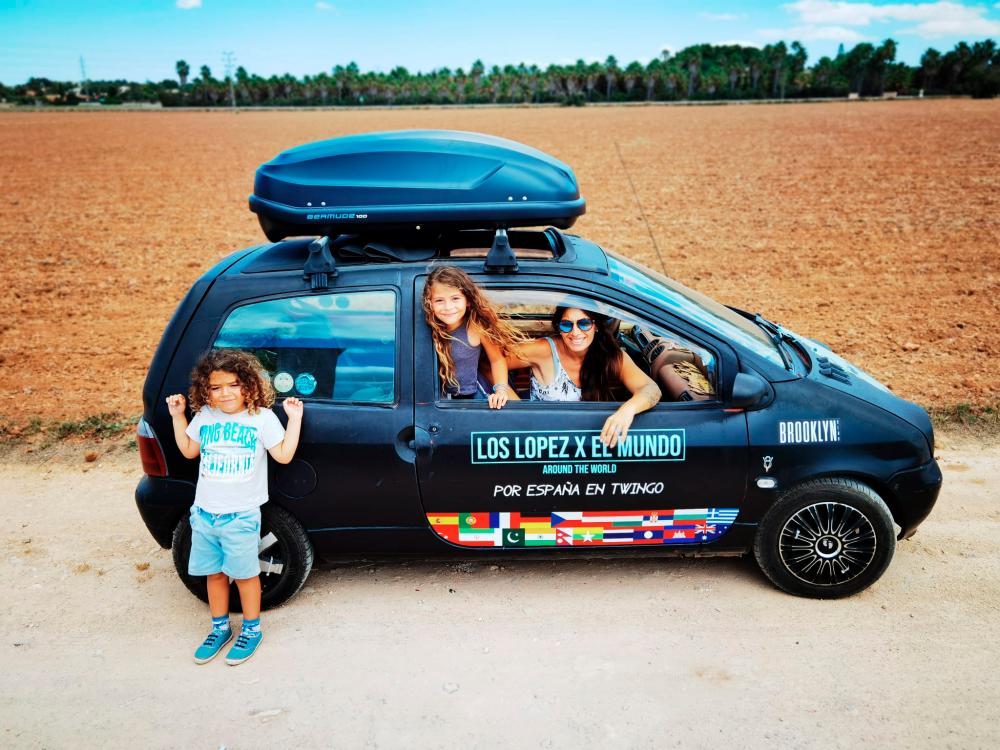 Before the camper, the family used regular car. – PIC BY LOSLOPEZXELMUNDO $!Before the camper, the family used regular car. – PIC BY LOSLOPEZXELMUNDO