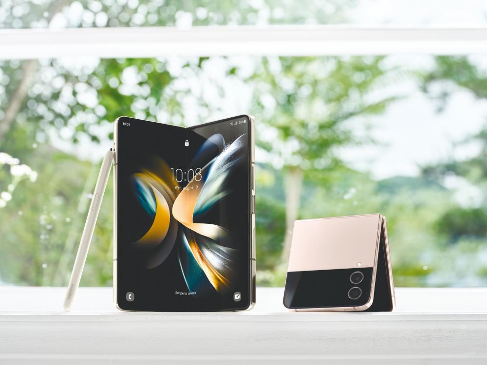 $!The Galaxy Fold4 and Galaxy Flip4 offer greater flexibility for those in the creative field.