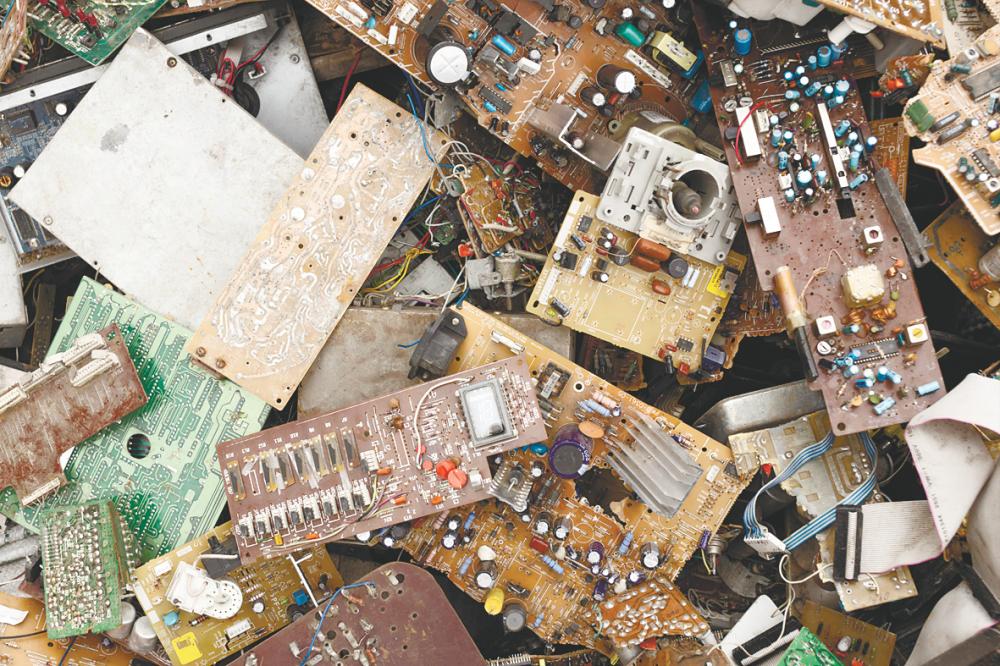 $!Tech companies must reduce the 50 million tonnes of e-waste produced yearly.