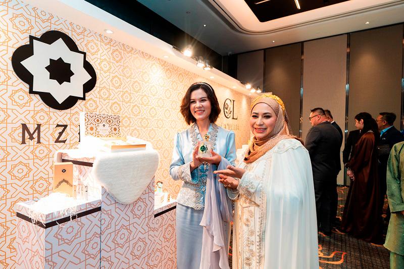 $!MZH, the flagship brand founded by Sophia, showcases its complete lifestyle line – from skincare and makeup to fragrances, inspired by faith aesthetics and modest elegance.
