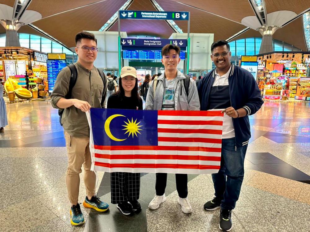 $!Brimming with excitement and ready to explore - The four students from BERJAYA University College eagerly gather at the airport, filled with anticipation as they prepare to embark on an unforgettable internship journey in Slovenia!