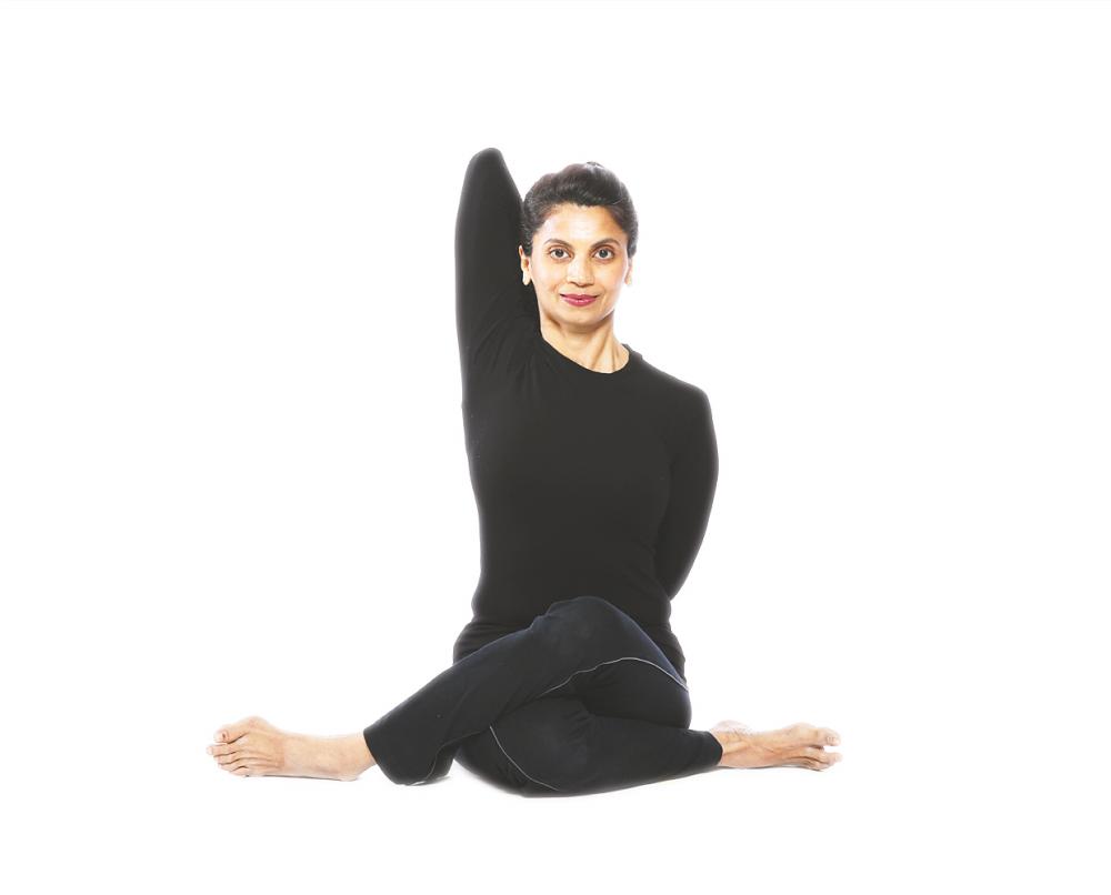 10-Min Yoga for Back Pain Relief | Shilpa Shetty Yoga Programs - YouTube