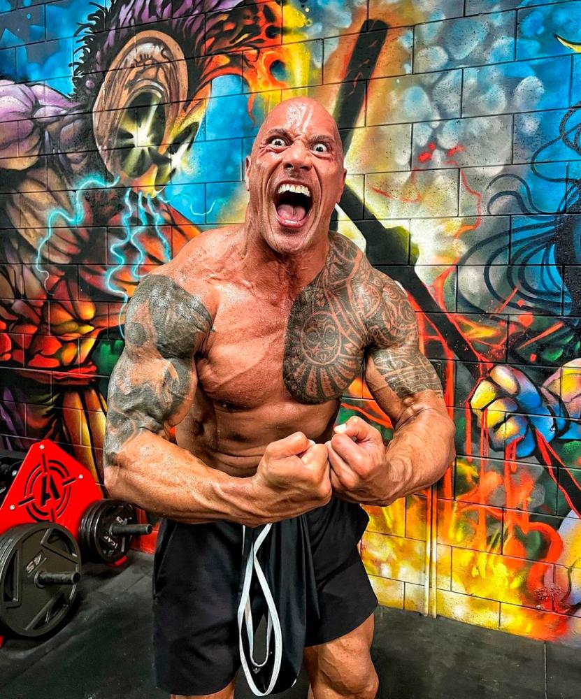 Dwayne Johnson explained he always trains more intensely when he is back in Hawaii. – Instagram