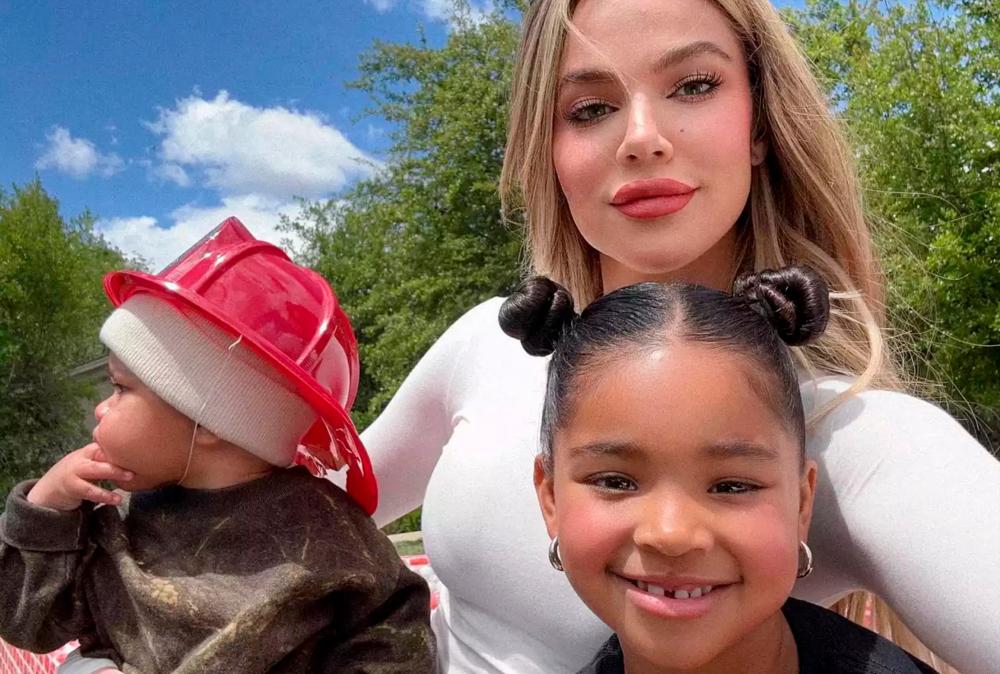 Khloe Kardashian with her children True and Tatum. – Instagram