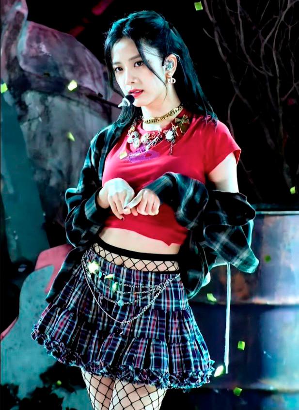Jisoo revealed the stresses of having to think about her public image. – Inkigayo