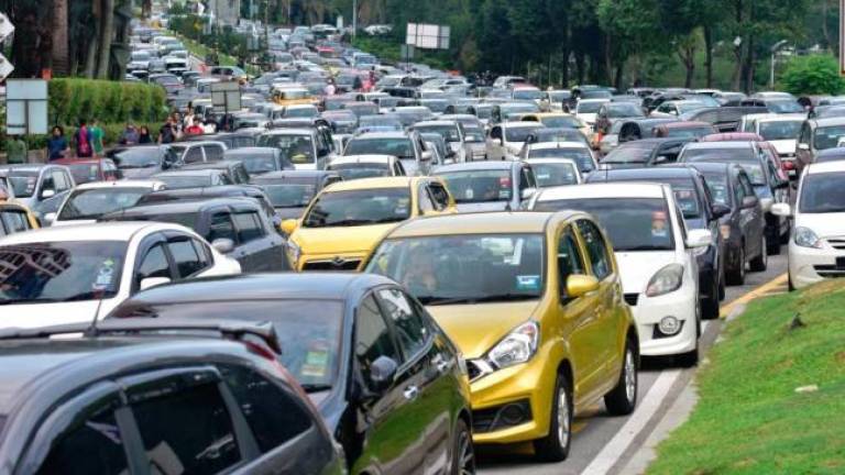 MAA: Vehicle sales plummet 59% in March