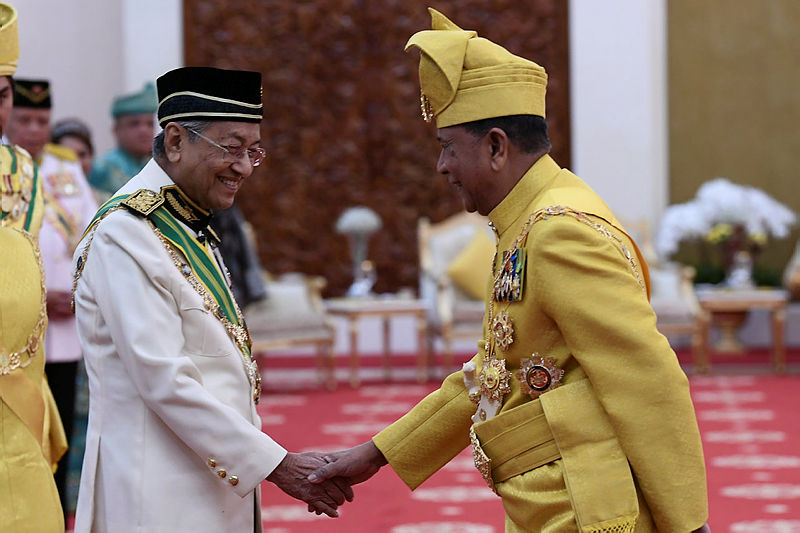Prime Minister Tun Dr Mahathir Mohamad is greeted by the Sultan of Kedah, Sultan Sallehuddin Ibni Almarhum Sultan Badlishah at the Istana Negara, on July 30, 2019. — Bernama