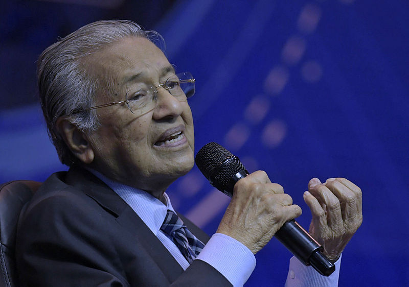 Reshuffle will not happen during my time, says Mahathir
