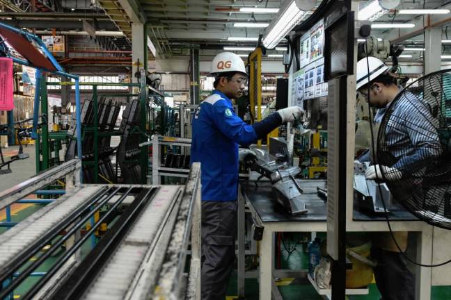 Manufacturing sales up 6.8% in April 2019
