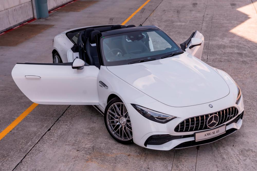 Mercedes-Benz Malaysia Introduces The Mercedes-AMG SL 43 $!Mercedes-Benz Malaysia Introduces The Mercedes-AMG SL 43