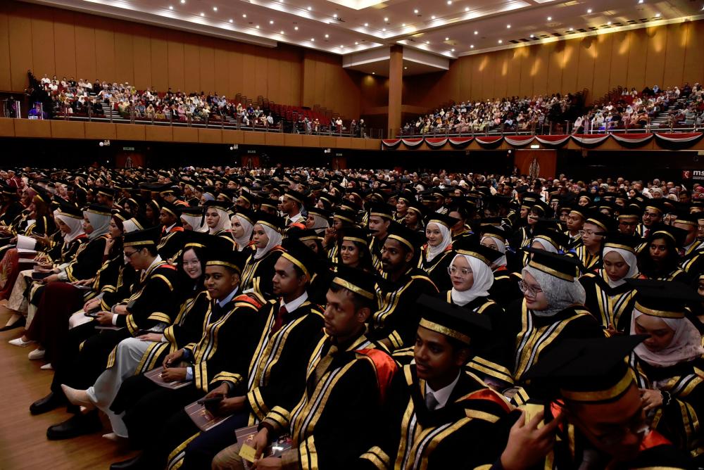 $!2,447 graduated from MSU at 34th convocation