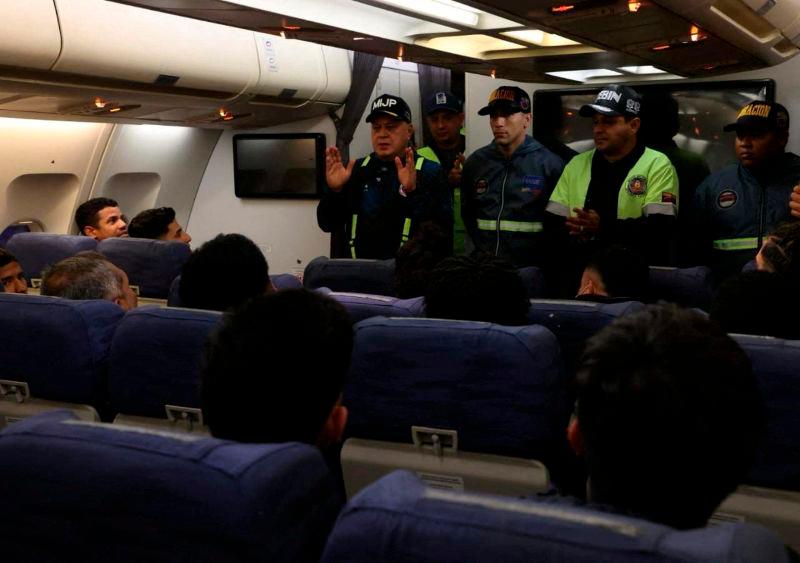 Venezuela’s Interior Minister Diosdado Cabello addresses migrants arriving on a flight after being deported from the United States, in Caracas, Venezuela, March 24, 2025. Venezuela’s Interior and Justice. REUTERSpix