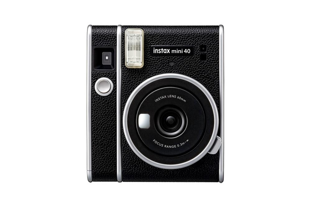 Fujifilm Instax Square SQ6 Tries to Recreate Instant Photography's Glory  Days