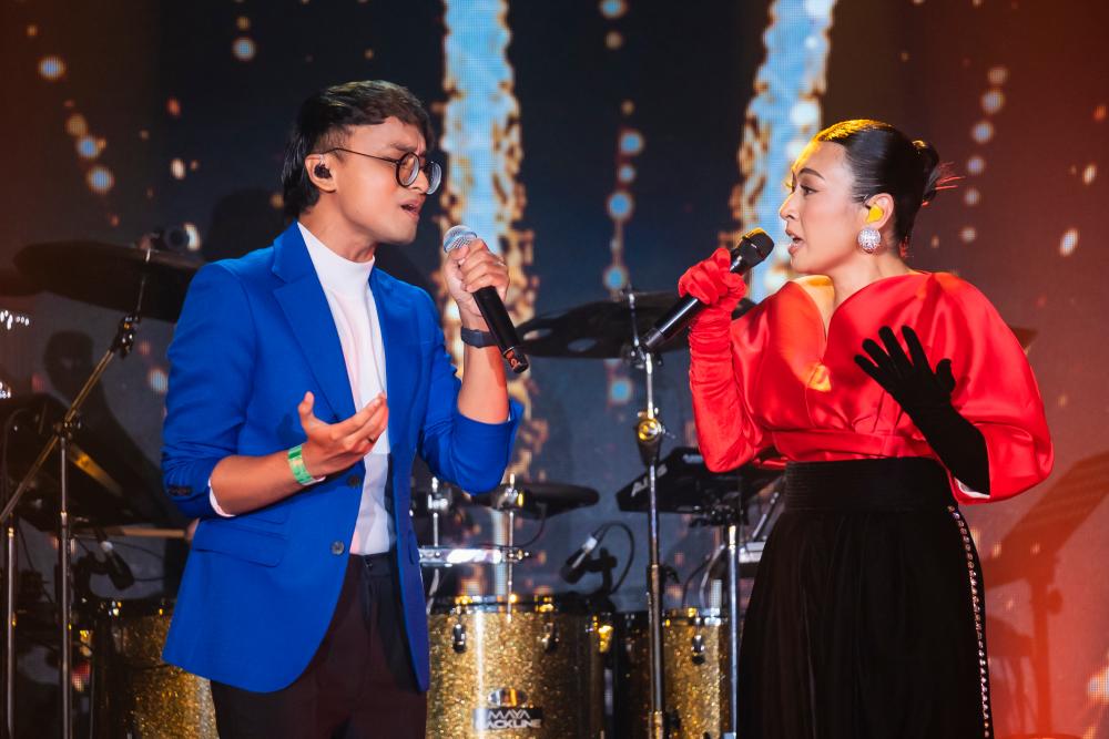 $!Her duet with Hariz, an emerging artiste for Die With A Smile shows her commitment to supporting young talent.