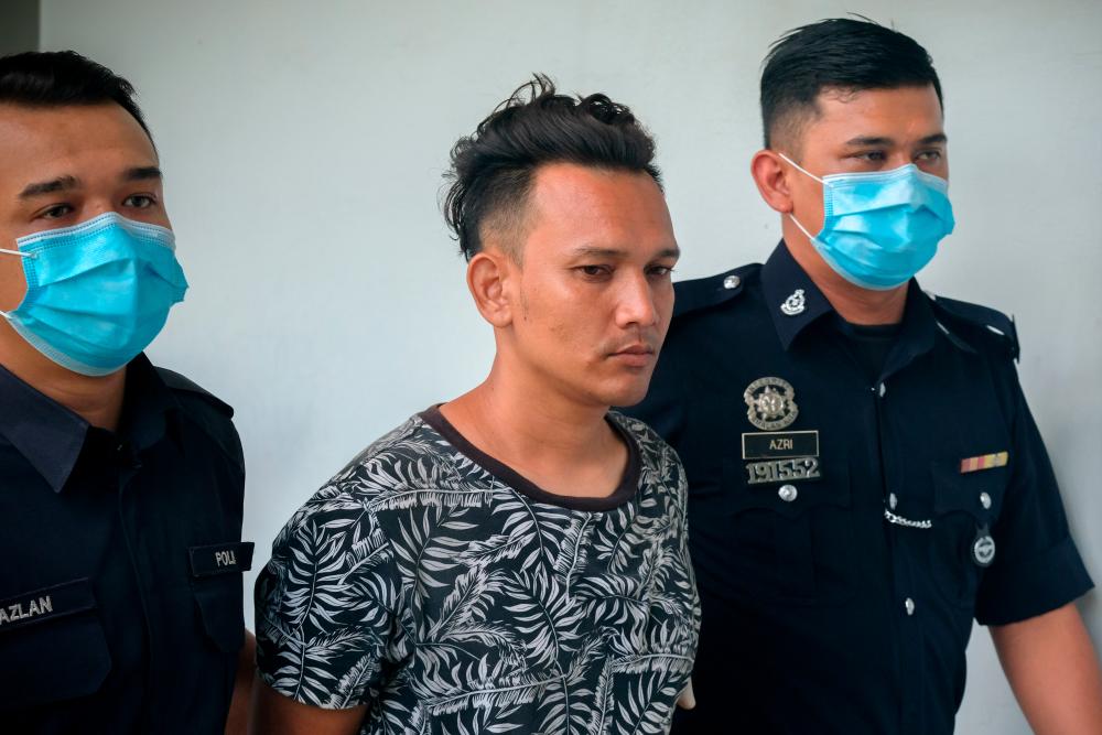 Mohamad Saiful Bahari Mohamad, 32, (C) was sentenced to three months ‘jail by the Malacca magistrates’ court today on charges of violating the Movement Control Order yesterday. - Bernama