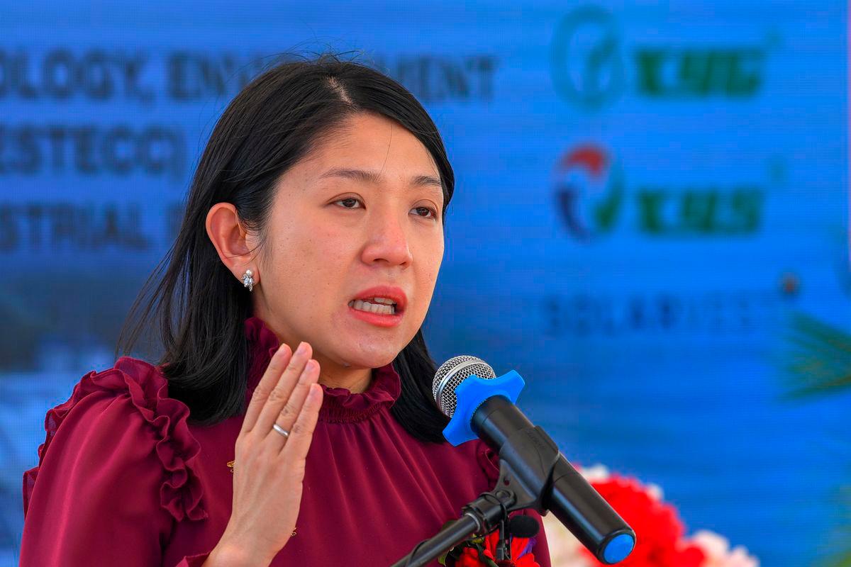 Pengerusi Jawatankuasa Pilihan Wanita, Kanak-Kanak dan Pembangunan Masyarakat Parlimen Yeo Bee Yin - fotoBERNAMA
