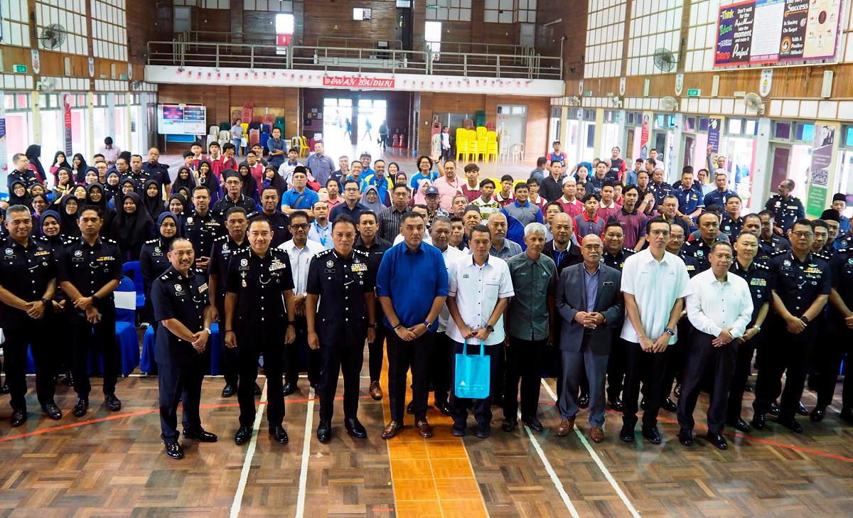 - fotoBERNAMA