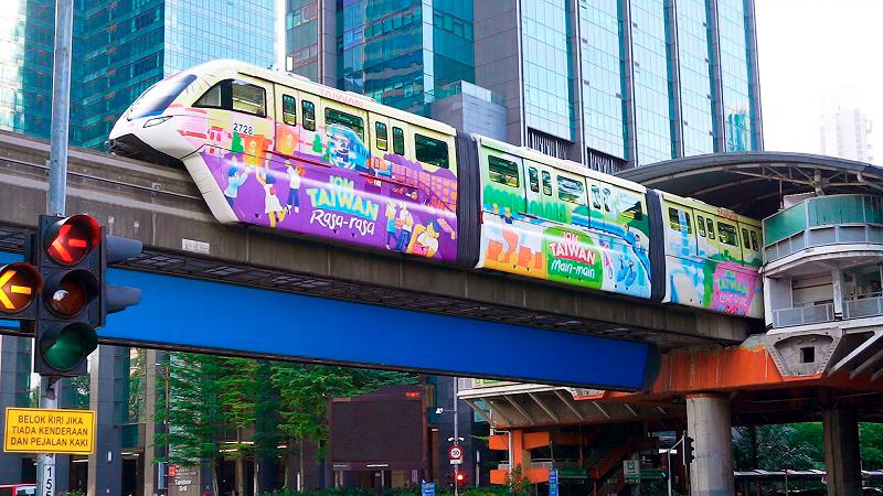 The advertisements on the trains are to invoke feelings of travel to Taiwan among Malaysians.