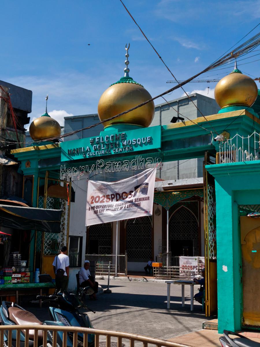 The Golden Mosque in Quiapo is vibrant and welcoming to all who passes through its gates. $!The Golden Mosque in Quiapo is vibrant and welcoming to all who passes through its gates.