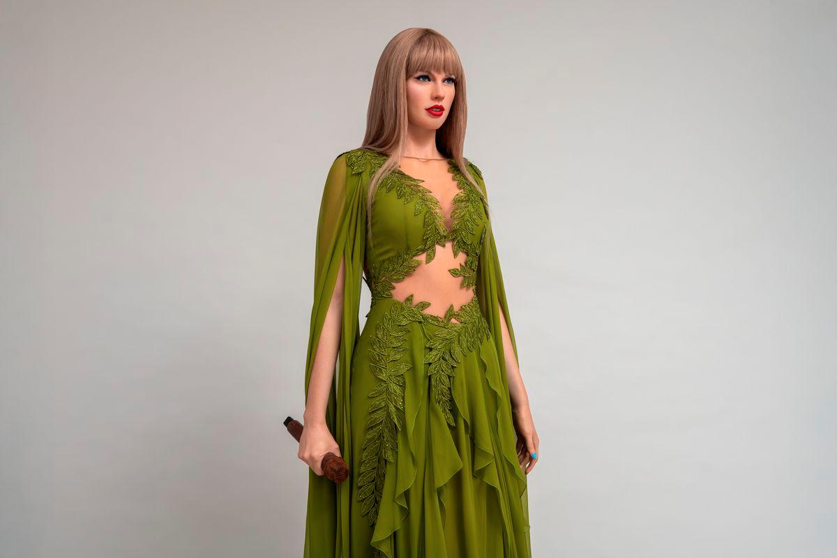 Madame Tussauds Unveils 13 New Taylor Swift Figures in Historic Global Launch