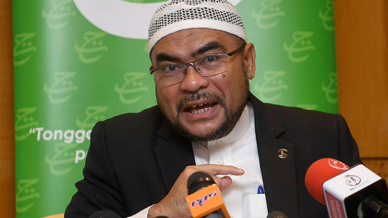 Pilgrims should look after personal health, safety, cleanliness and national image: Mujahid