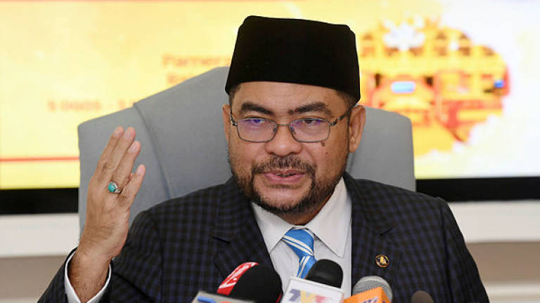 Mujahid to meet muftis to discuss further on 'bin Abdullah' issue