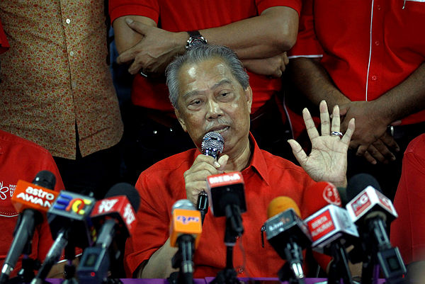 Home Minister Tan Sri Muhyiddin Yassin, who is also Bersatu president, holds a press conference after chairing a meeting with the Hulu Langat Bersatu Committee in Semenyih on Feb 9, 2019. — Bernama