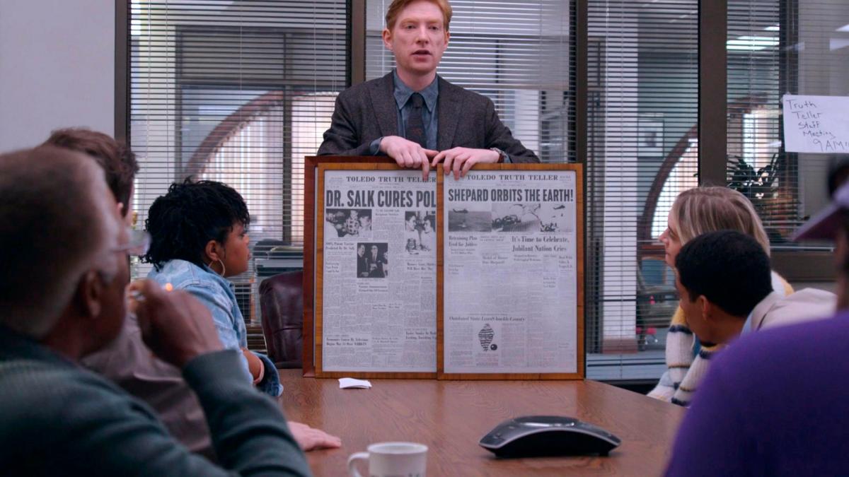 The Paper follows the staff of a struggling local newspaper as they try to revive its glory days.