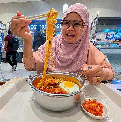 Pix for visual purposes only–Bernamapix