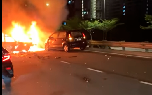 百万镇人民社警 Persatuan Kepolisan Komuniti Permas Jaya/fotoFB