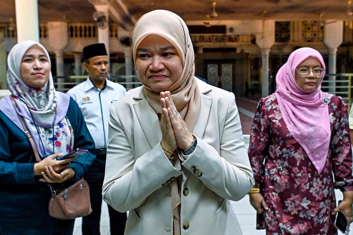 Education Minister Fadhlina Sidek’s response following the press conference regarding the death of a Year Four pupil at a school here last night. - BERNAMA