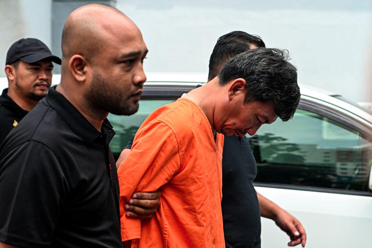 A 46-year-old father pleaded not guilty at the Sessions Court here today to a charge of causing the death of his two children at the estuary of Sungai Linggi, Tanjung Agas, Port Dickson, on Sept 4. - BERNAMAPIX