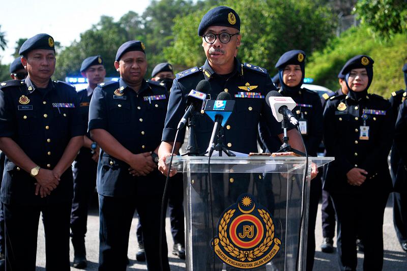 Pengarah JPJ Negeri Sembilan, Hanif Yusabra Yusuf. - fotoBERNAMA