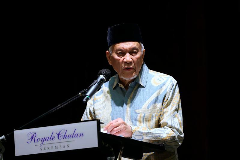 MAINS chairman Datuk Seri Dr Abdul Aziz Sheikh Abdul Kadir - BERNAMApix