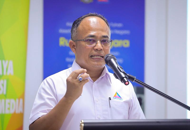 MCMC Johor Coordination Division head, Bukhari Yahya. - BERNAMApix