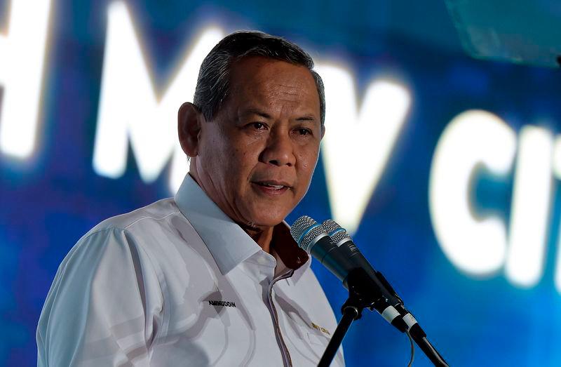 Menteri Besar Datuk Seri Aminuddin Harun - fotoBERNAMA