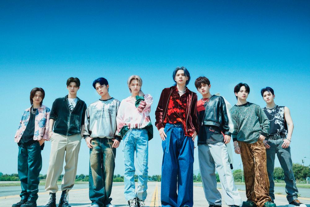 One or Eight’s music uses the hip-hop and pop genre to showcase modern Japanese culture. – AVEX MUSICPIC