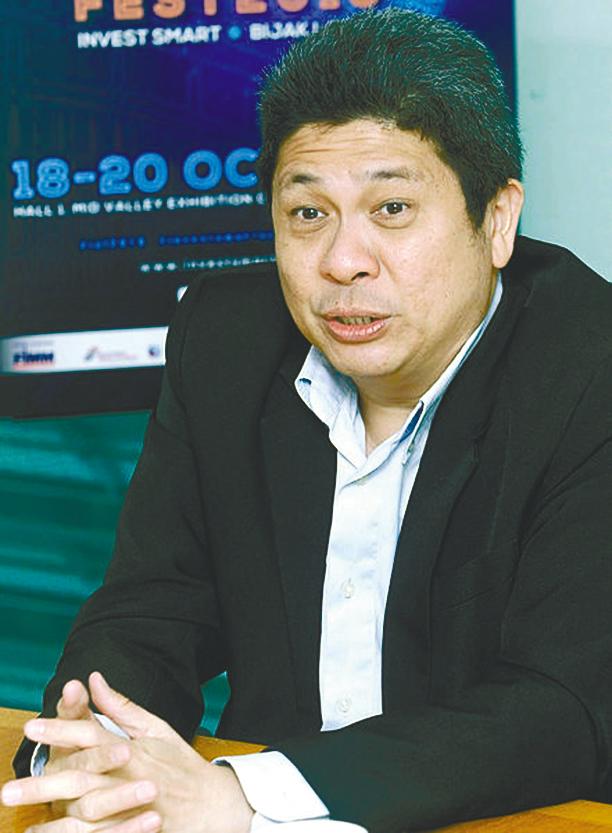 Blue-chip stocks are also a sound option for investors, says Ooi. – Zulkifli Ersal/theSUN