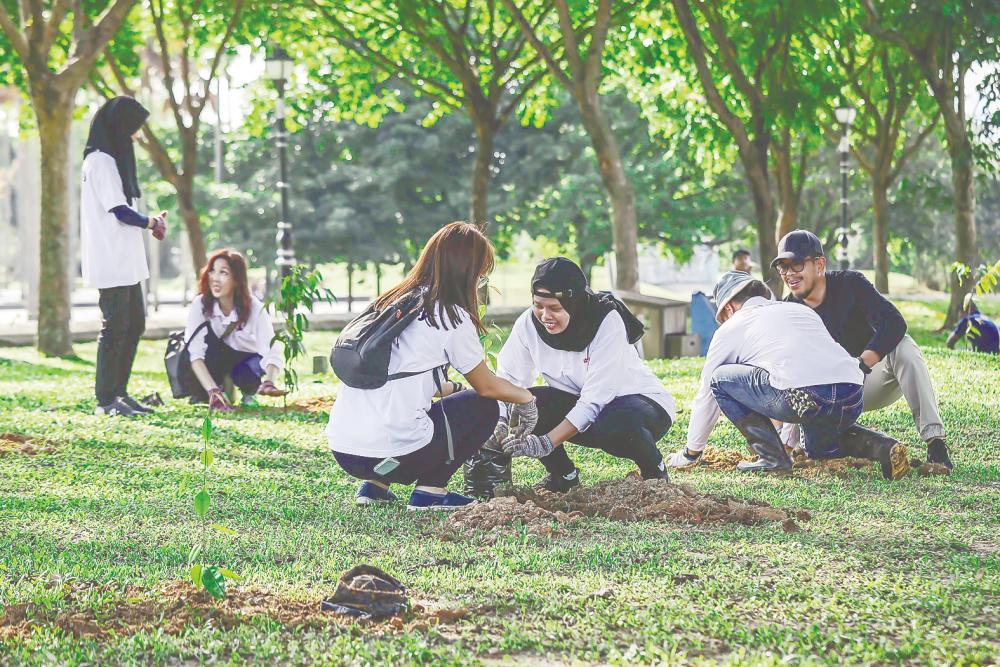 Environmental education is a crucial step towards achieving environmental literacy, promoting positive decision-making and actions for a cleaner, greener and healthier environment. – ADIB RAWI YAHYA/THESUN