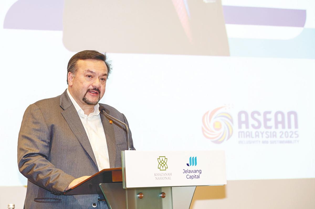 Amir Hamzah speaking at the announcement of the appointment of fund managers under Jelawang Capital’s emerging Fund Managers’ Programme and Regional Fund Managers’ Initiative in Kuala Lumpur today.