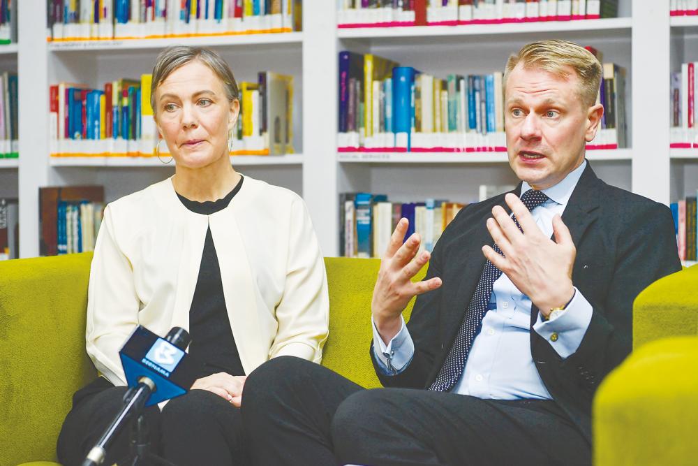 Bergstrom (right) and Broms during an interview. Bergstrom notes that recent discourse between the two nations has centred around developing joint efforts to combat climate change and promote sustainable practices. – Bernamapic