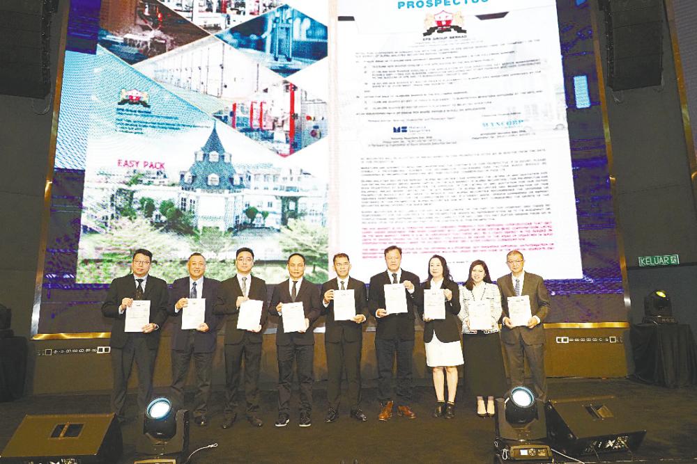 From left: EPB Group independent non-executive directors Stephen Chua Chee Keong and Ooi Hun Pin, Wyncorp Advisory Sdn Bhd director Moh Jiun Haur, EPB Group deputy managing director Liew Meng Hooi, independent non-executive chairman Noor Azman Nordin, Yeoh, executive director Ooi Kim Kew, Malacca Securities Sdn Bhd managing director Lim Chia Wei and EPB Group independent non-executive director Khor Chai Tian at the prospectus launch.