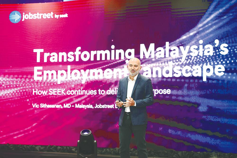 Vic speaking at media briefing on the future of Malaysia’s job landscape and Jobstreet Malaysia’s transformation with SEEK.