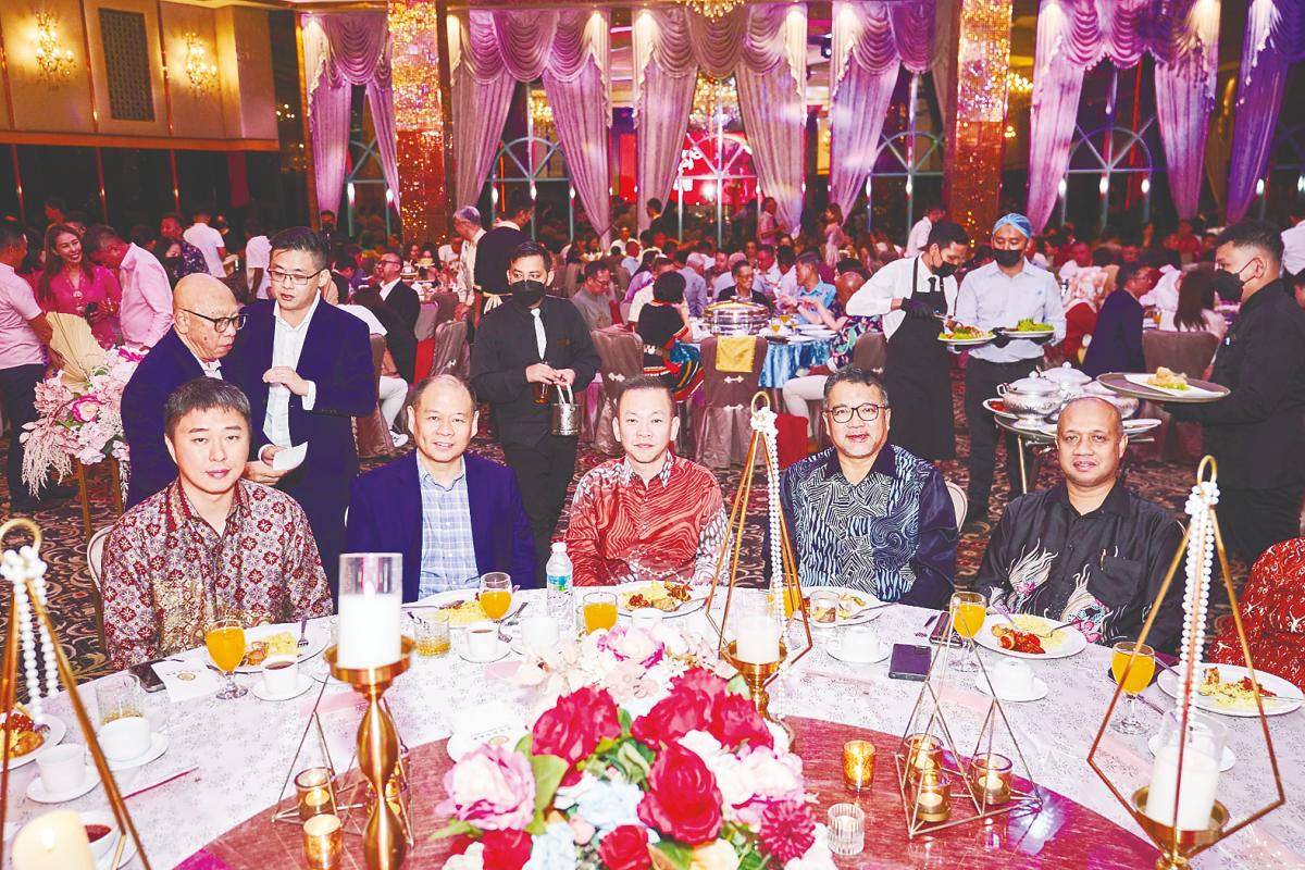 From left: Malaysian Timber Industry Board (MTIB) chairman Datuk Larry Sng, Chua, Chan, Forestry Department Peninsular Malaysia directory-general Datuk Zahari Ibrahim and MTIB director-general Saiful Bahri Salleh.
