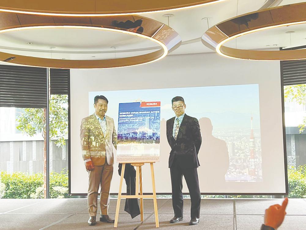 Yap (left) and Ichii launching the Japan Shariah Active Core Fund.