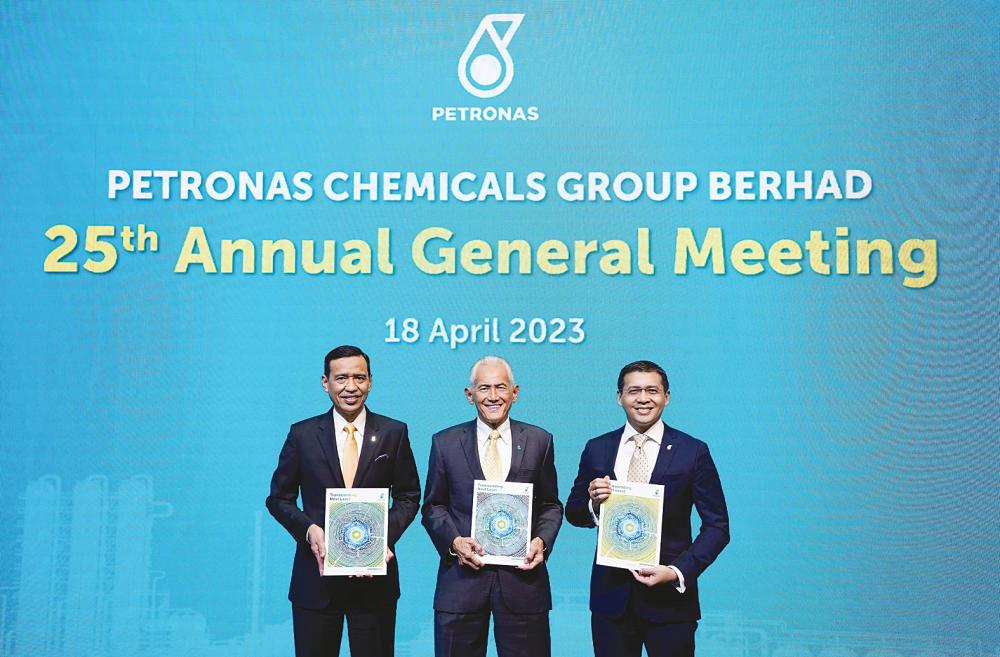 From left: Mohd Yusri, PCG chairman Datuk Dr Abdul Rahim Hashim and chief financial officer Mohd Azli Ishak at the AGM.