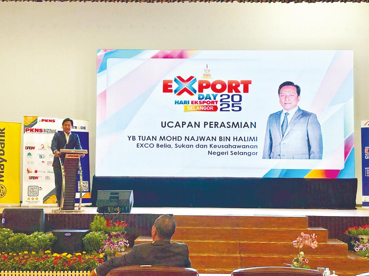 Mohd Najwan speaking at the launch of Selangor Export Day 2025 today.