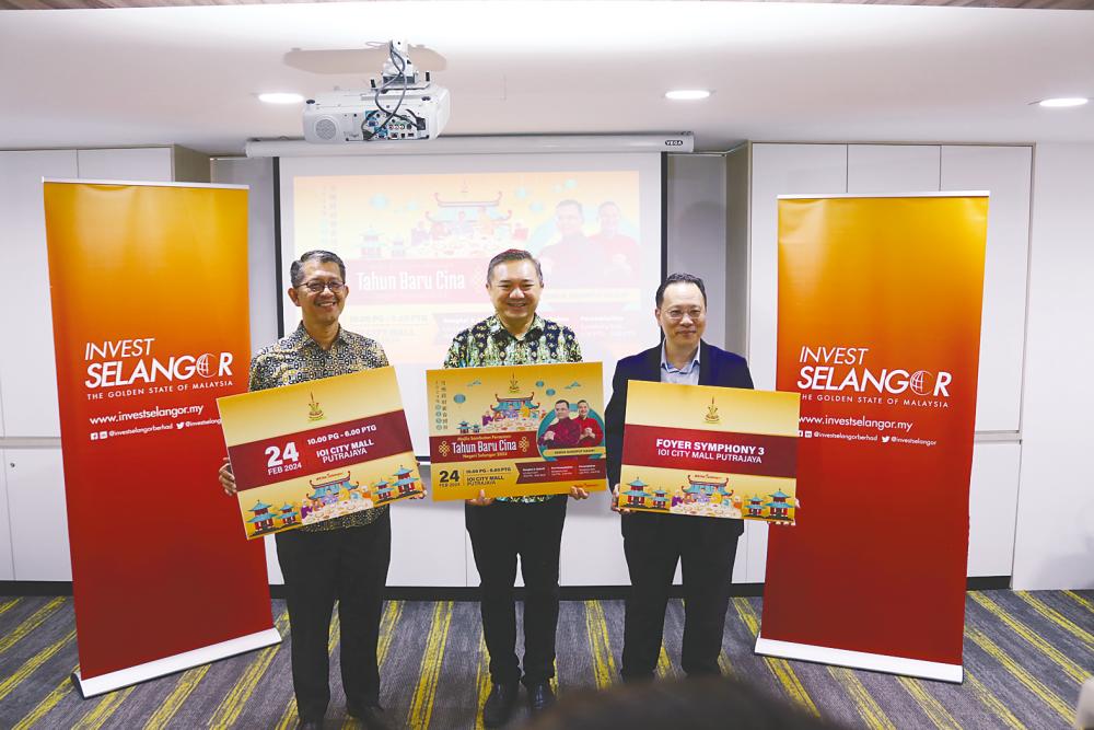 From left: Invest Selangor CEO Datuk Hasan Azhari, Ng and IOI City Mall Sdn Bhd assistant general manager Wilfred Wong.