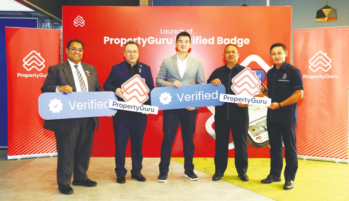 Soh (centre) with Institute of Malaysian Property Agents &amp; Consultants president Kamal Abd Ghafur Korusamy, Malaysian Institute of Estate Agents president Kelvin Yip, Mohd Razali and Special Investigation Division D9, Criminal Investigation Department Kuala Lumpur staff officer Supt Rodney Pasla Haris at the launch of the PropertyGuru Verified Badge.
